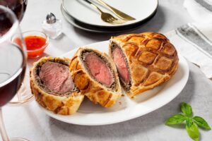 Φιλέτο Wellington: Βήμα – βήμα η τεχνική μιας γιορτινής εξτραβαγκάντζας