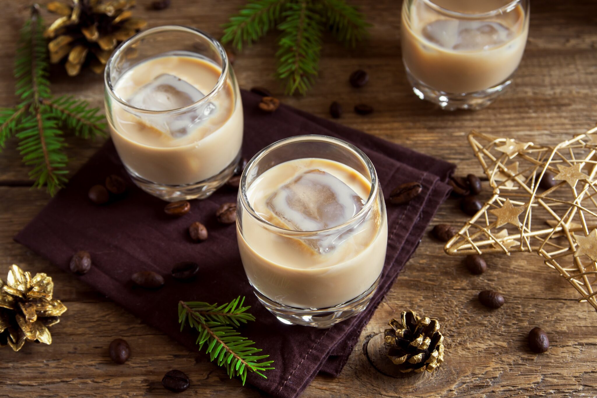 Irish,Cream,Coffee,Liqueur,With,Ice,,Christmas,Decoration,And,Ornaments