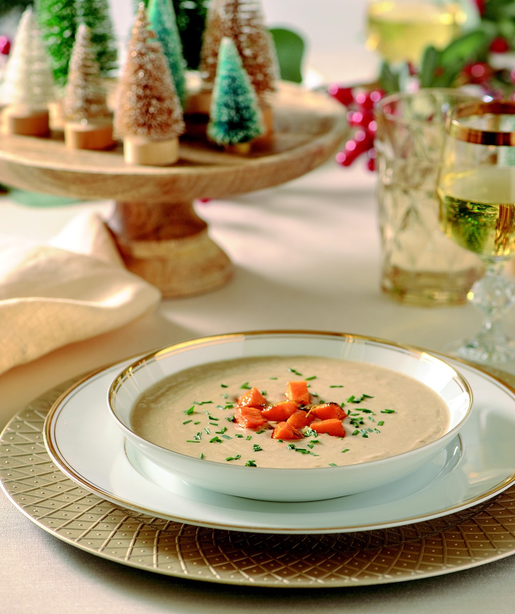 veloute-kastano-anoigma