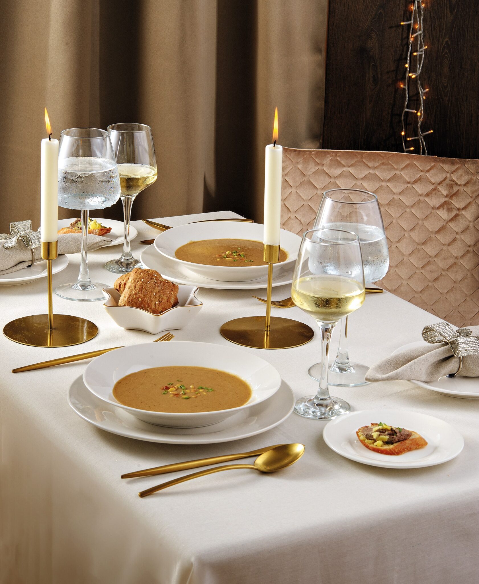 kremmydosoupa_maikantis_anoigma