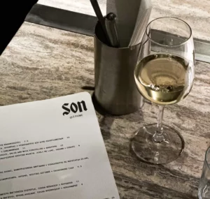 Son: Αll day χώρος με μεξικανικές επιρροές