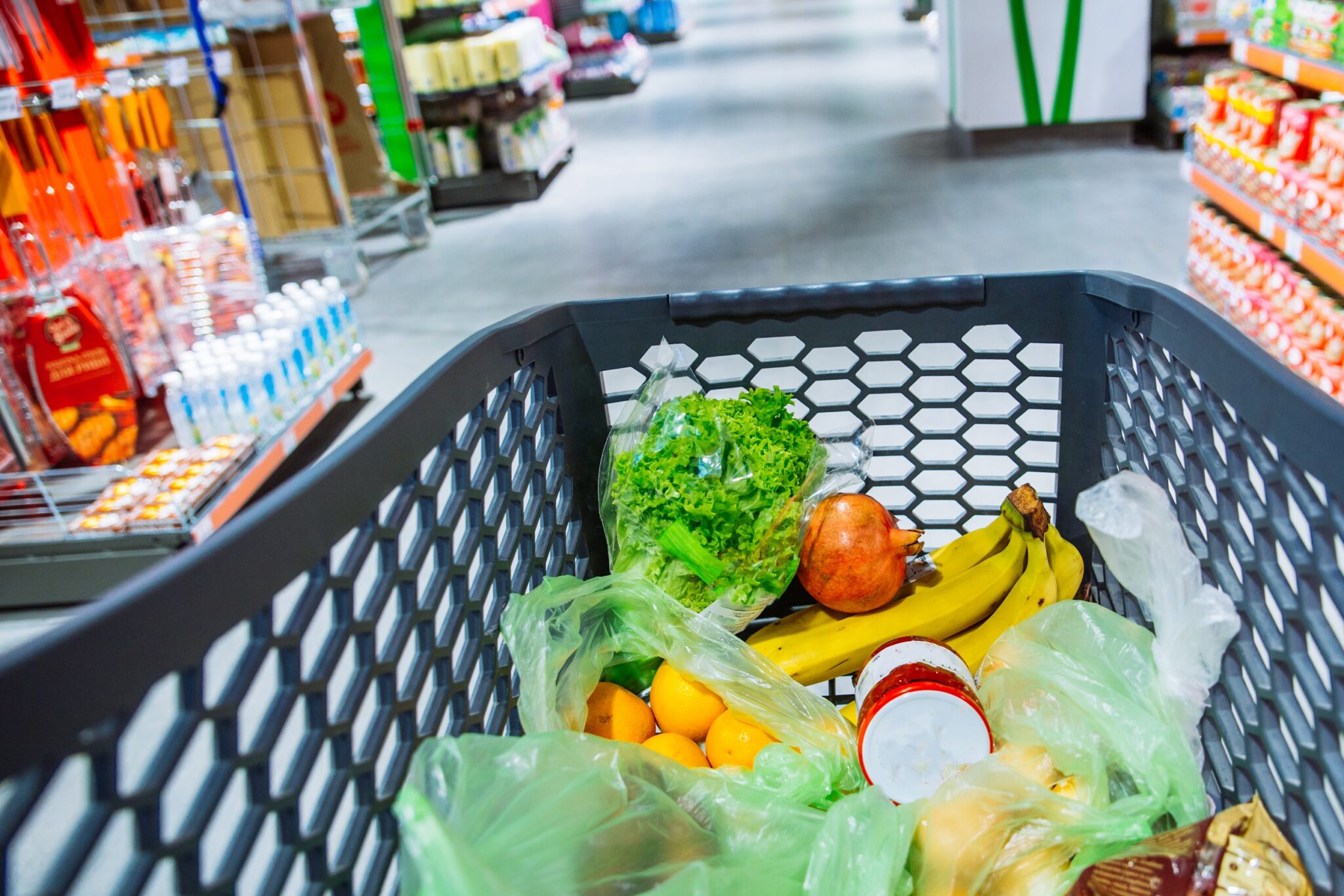 Grocery,Shopping.,Trolley,With,Fruits,And,Vegetables.