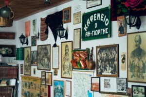 Ένα καφενείο, ένας φούρνος και ένα τυροκομείο που κρατούν την παράδοση στην ορεινή Αρκαδία