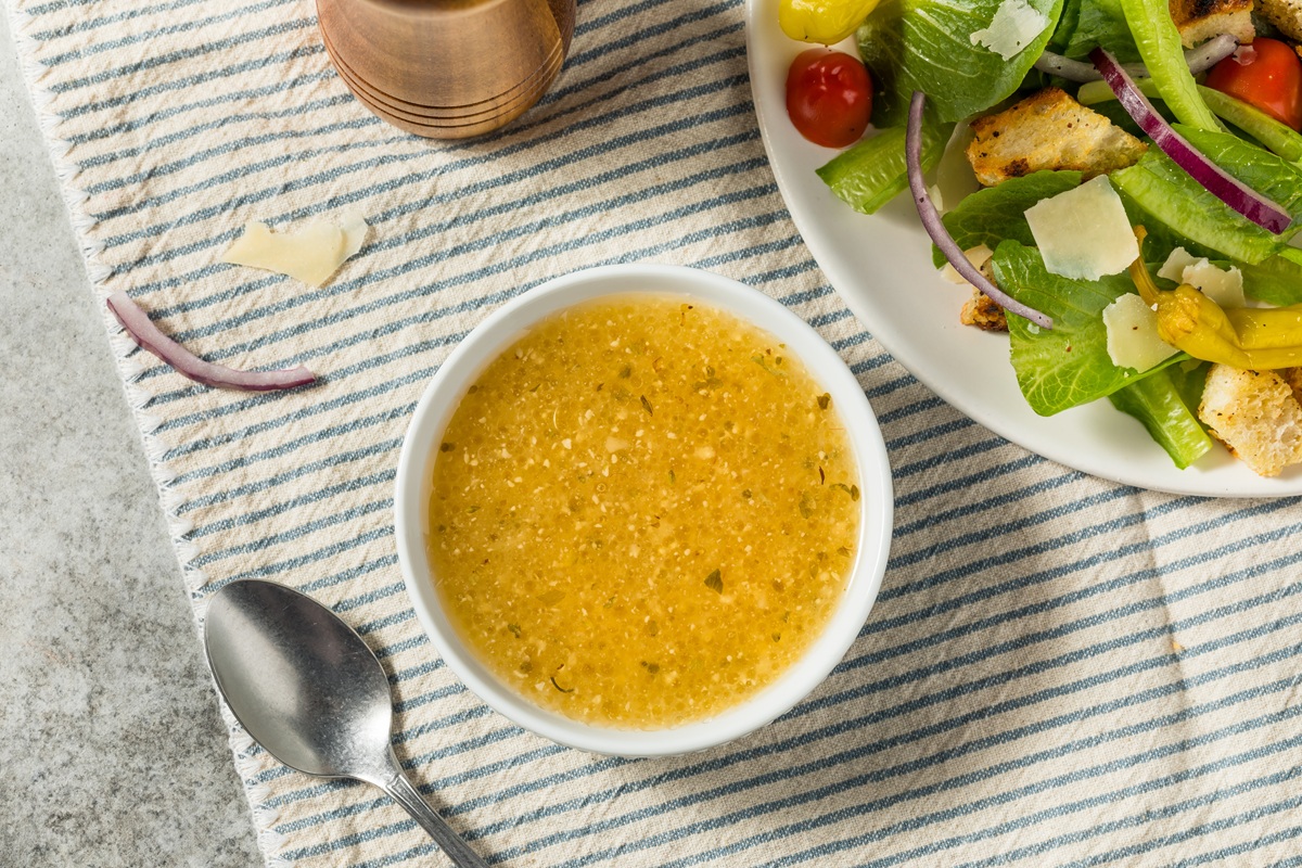 Homemade,Sweet,Italian,Salad,Dressing,With,Olive,Oil,Spices,And