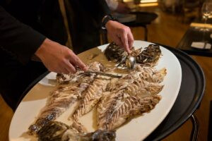 Casa Fish: Για ολόφρεσκα ψαρικά, ντομάτα όπως παλιά και top αχνιστή σουπιά