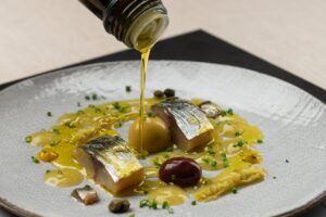 Δείπνο από την ομάδα του κορυφαίου Disfrutar: Μια εμπειρία βαθιάς νοστιμιάς