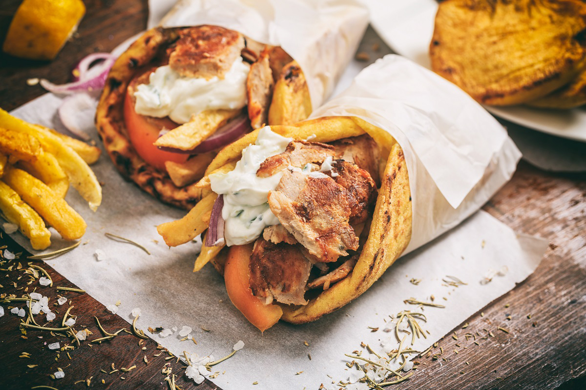 souvlakia_ladokolla_anoigma